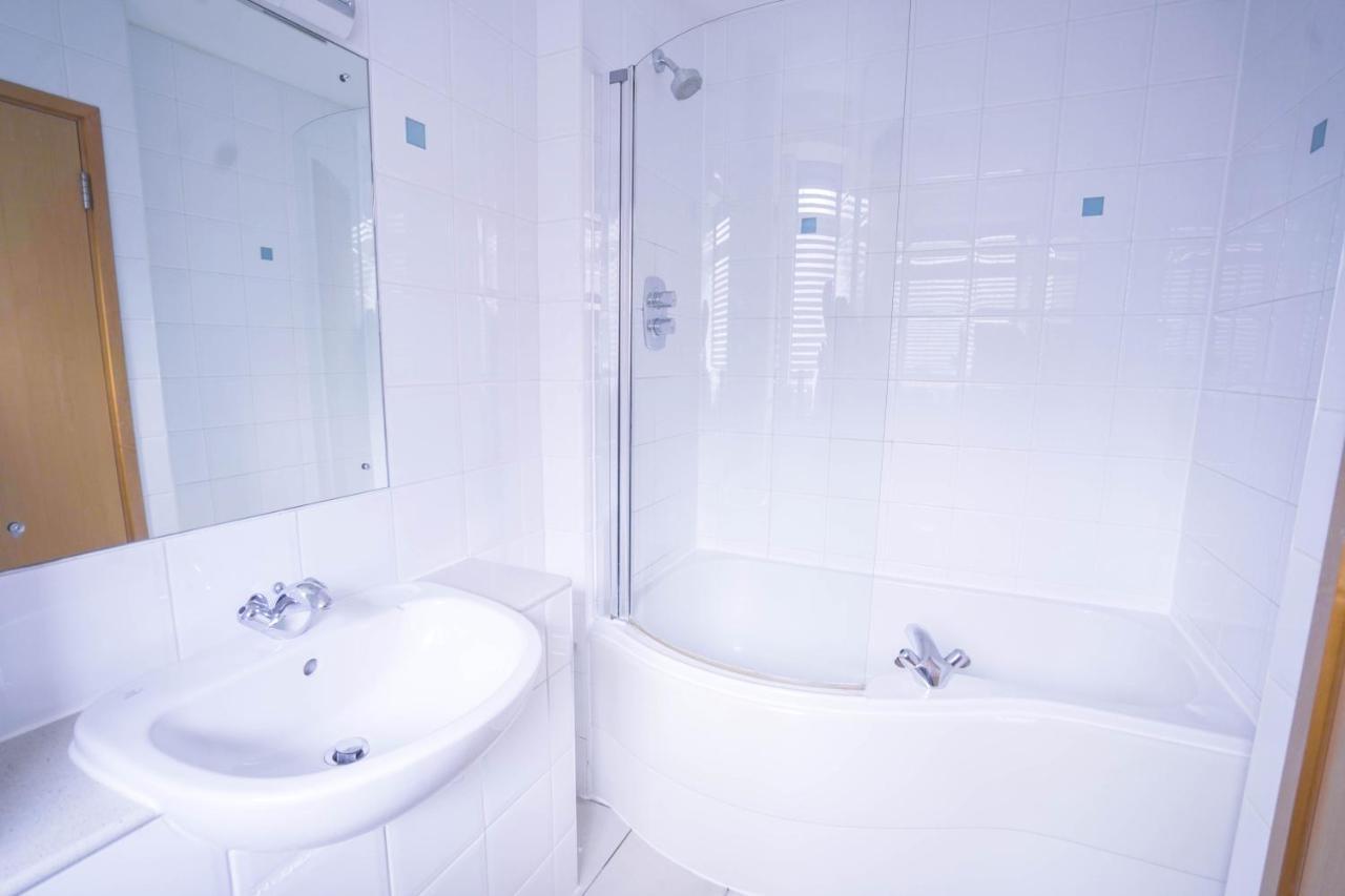 St Christopher's Place Serviced By Globe Appartement